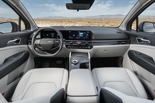 2026 Kia Sportage HEV Interior