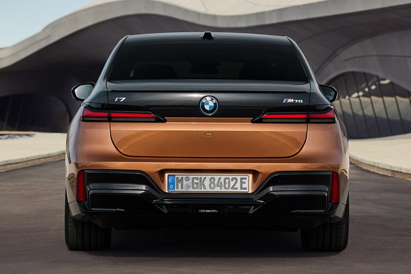 2024 BMW 7-Series i7 M70 xDrive