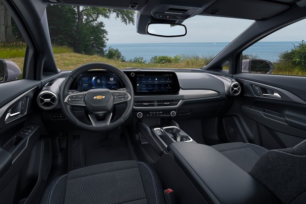 2024 Chevrolet Equinox EV 1LT Interior