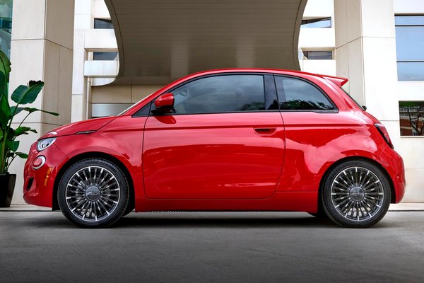 2024 Fiat 500 e RED