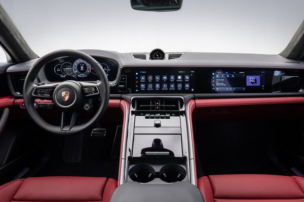 2024 Porsche Panamera Interior