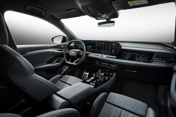 2025 Audi Q6 e-tron Sportback Interior