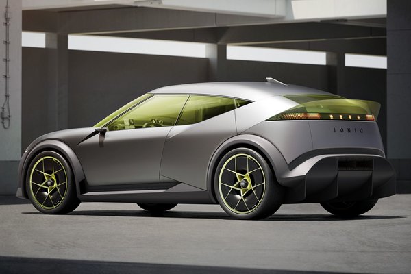 2025 Hyundai Three