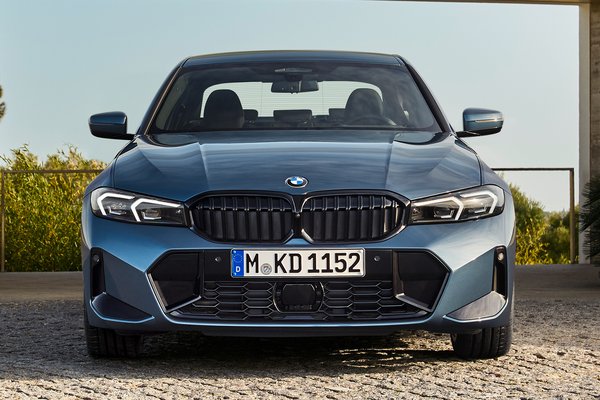 2025 BMW 3-Series sedan