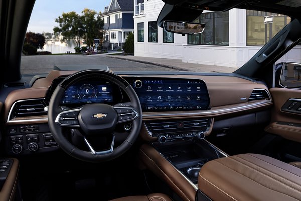 2025 Chevrolet Suburban High Country Interior