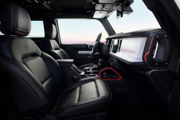 2025 Ford Bronco 2d Stroppe edition Interior