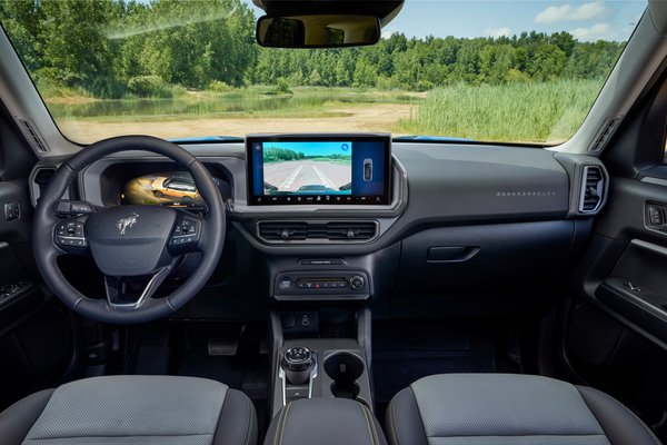 2025 Ford Bronco Sport Interior