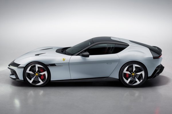 2025 Ferrari 12Cilindri Coupe