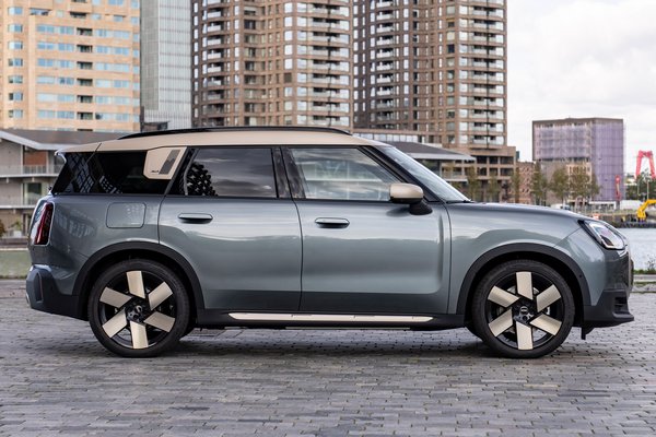 2025 Mini Countryman SE All4