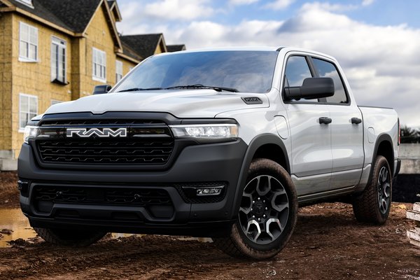 2025 Ram 1500 Ramcharger Tradesman