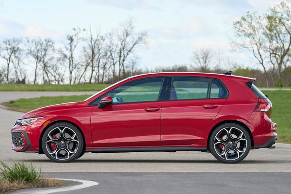 2025 Volkswagen Golf GTI Autobahn