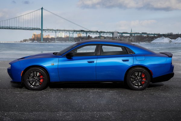 2026 Dodge Charger 4d Scat Pack Plus