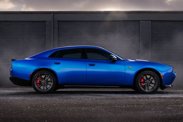 2026 Dodge Charger 4d Scat Pack Plus